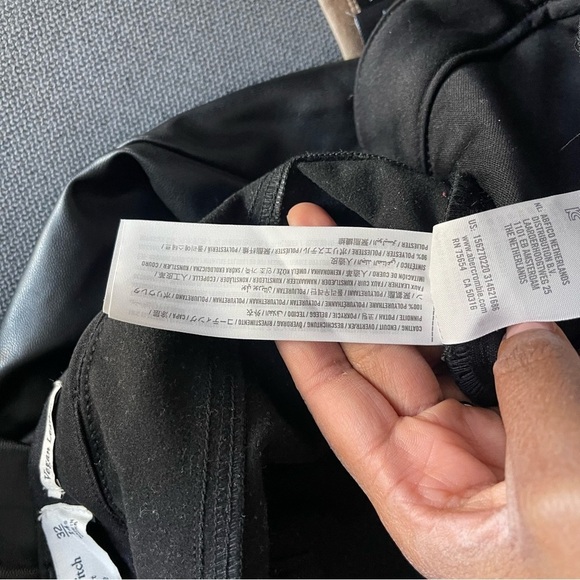 Abercrombie and Fitch Pants Ankle Straight Vegan Leather - Picture 8 of 8